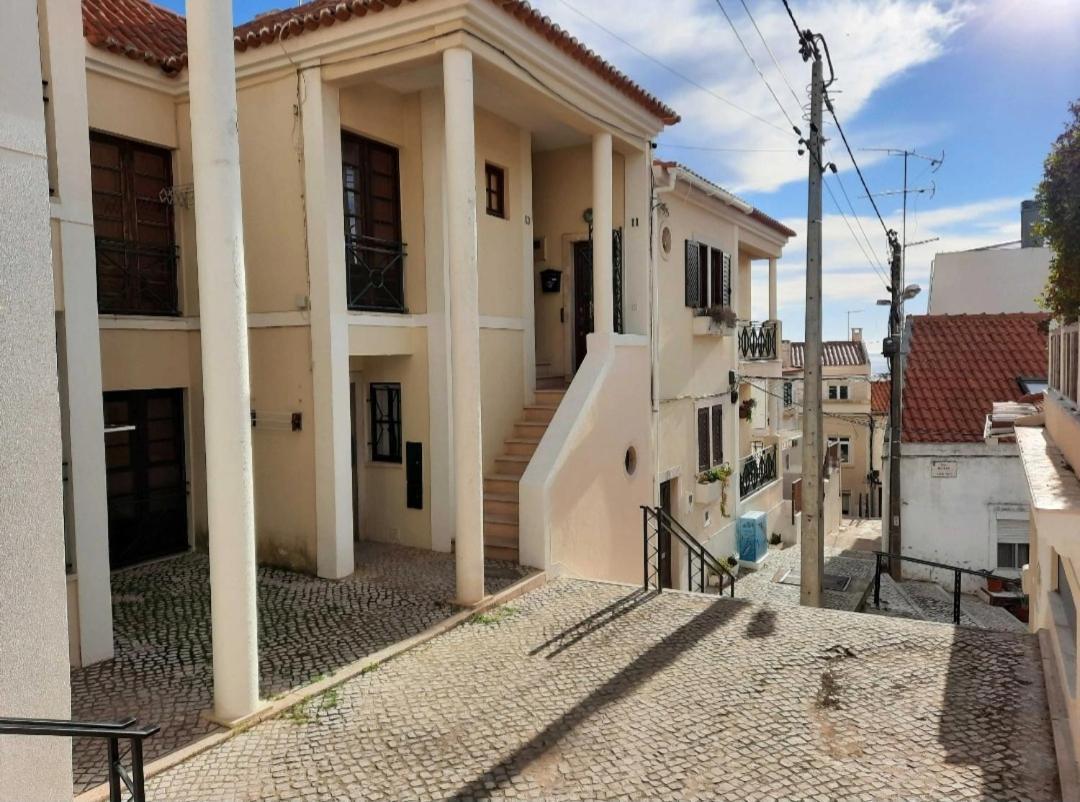 Beach And Mountain Apartment Lisboa / ססימברה מראה חיצוני תמונה